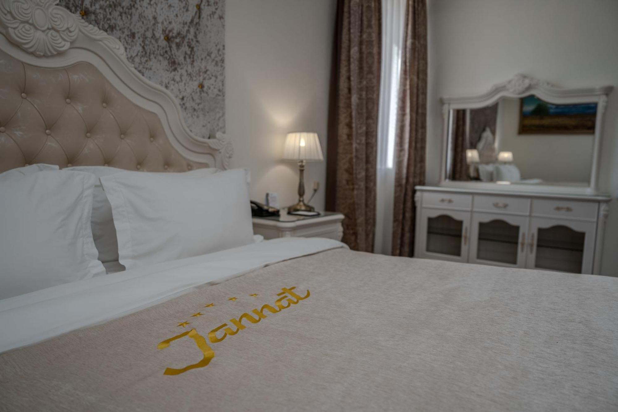 Jannat Regency Bishkek Exterior foto