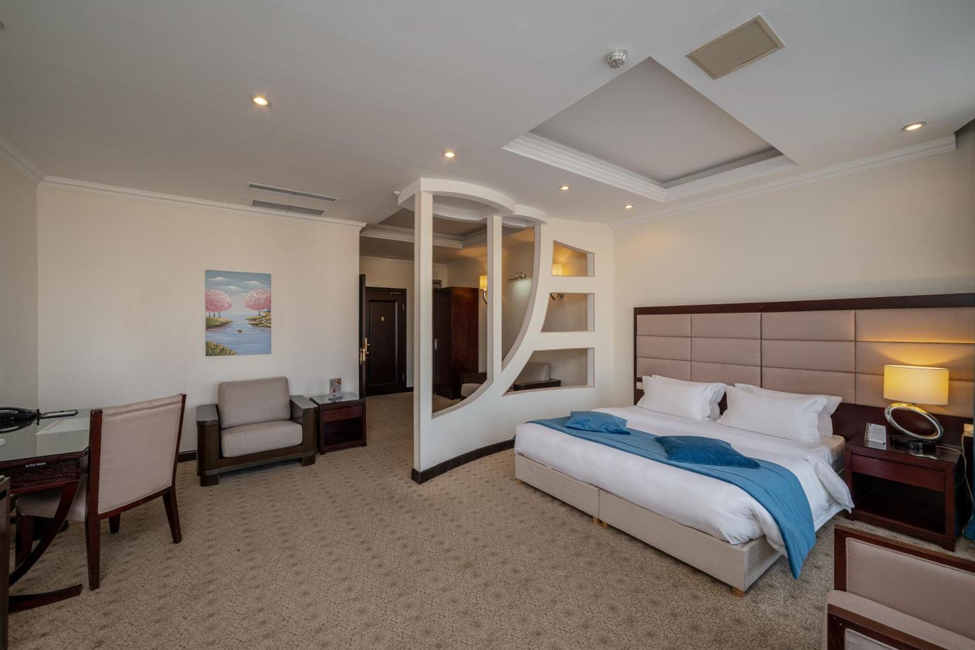 Jannat Regency Bishkek Quarto foto