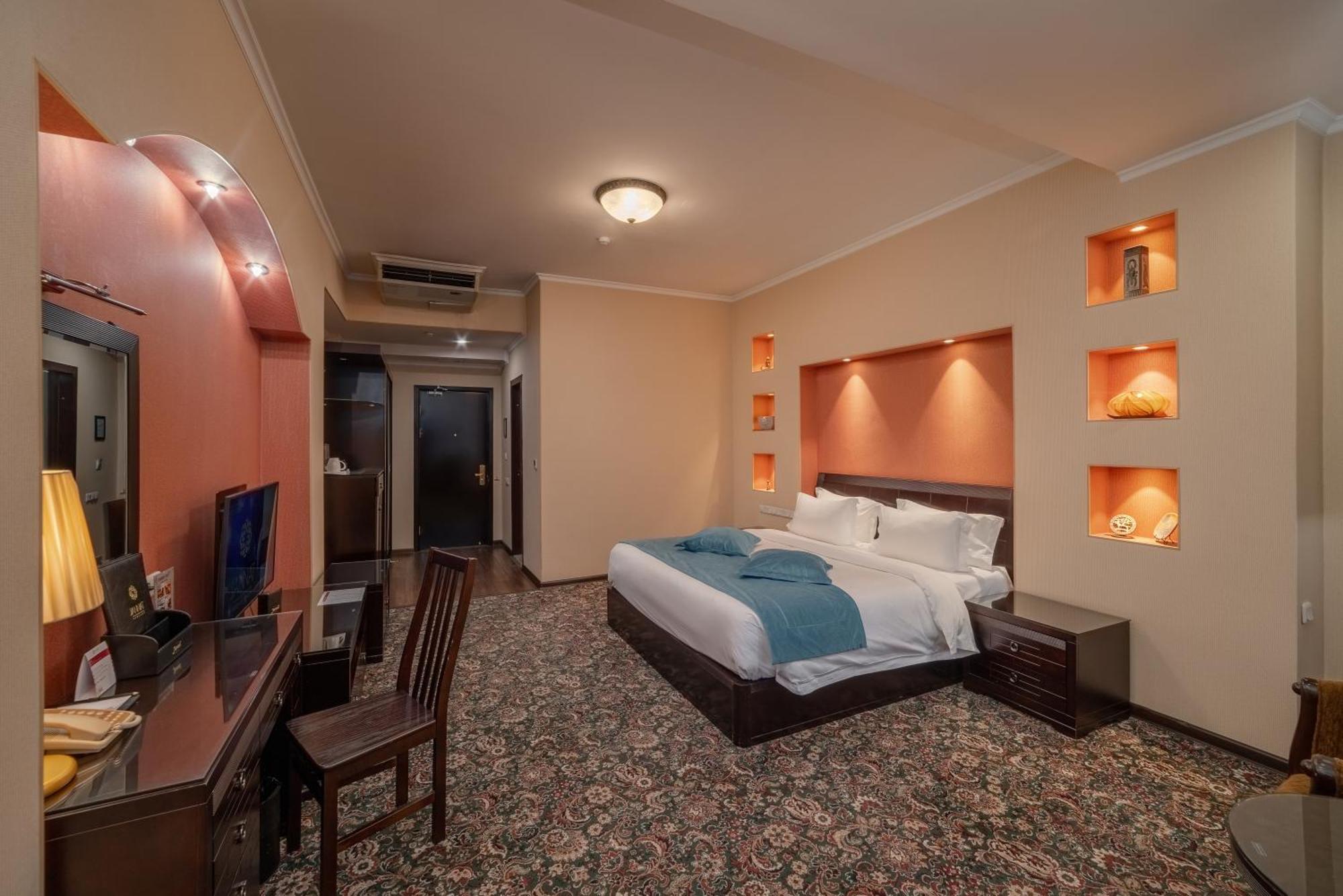 Jannat Regency Bishkek Exterior foto