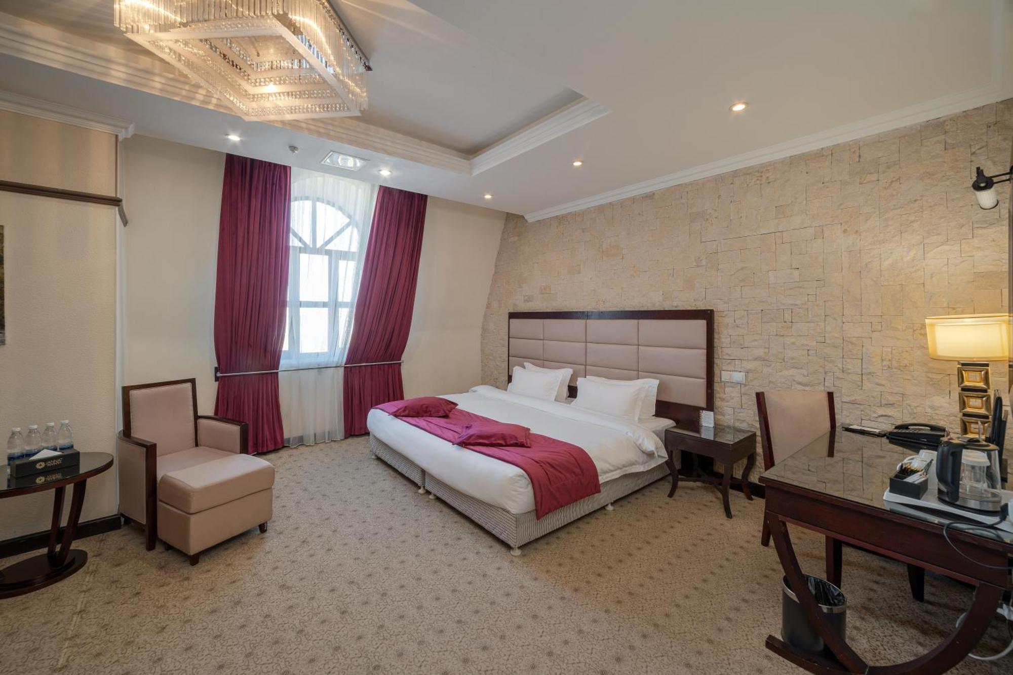 Jannat Regency Bishkek Exterior foto