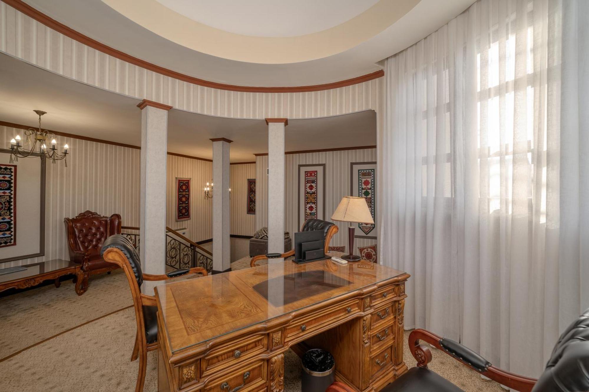 Jannat Regency Bishkek Quarto foto
